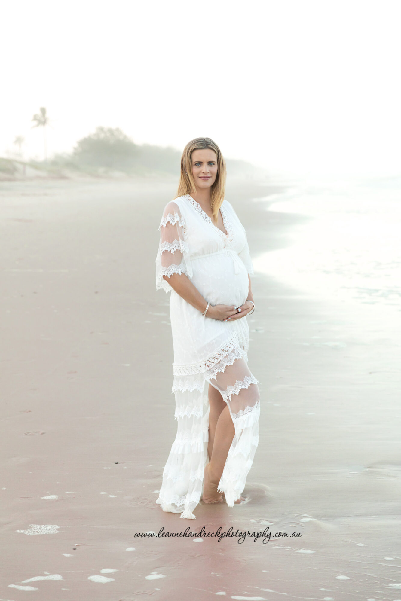 gold coast maternity photographer